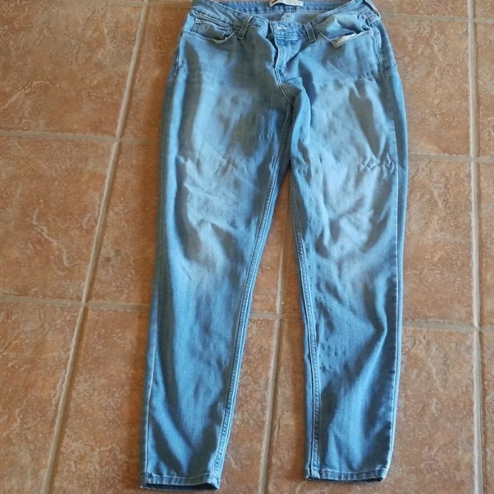 Levis jeans